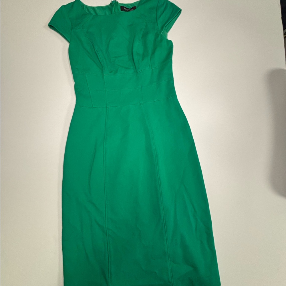 EUC Green White House Black Market Lined Dress